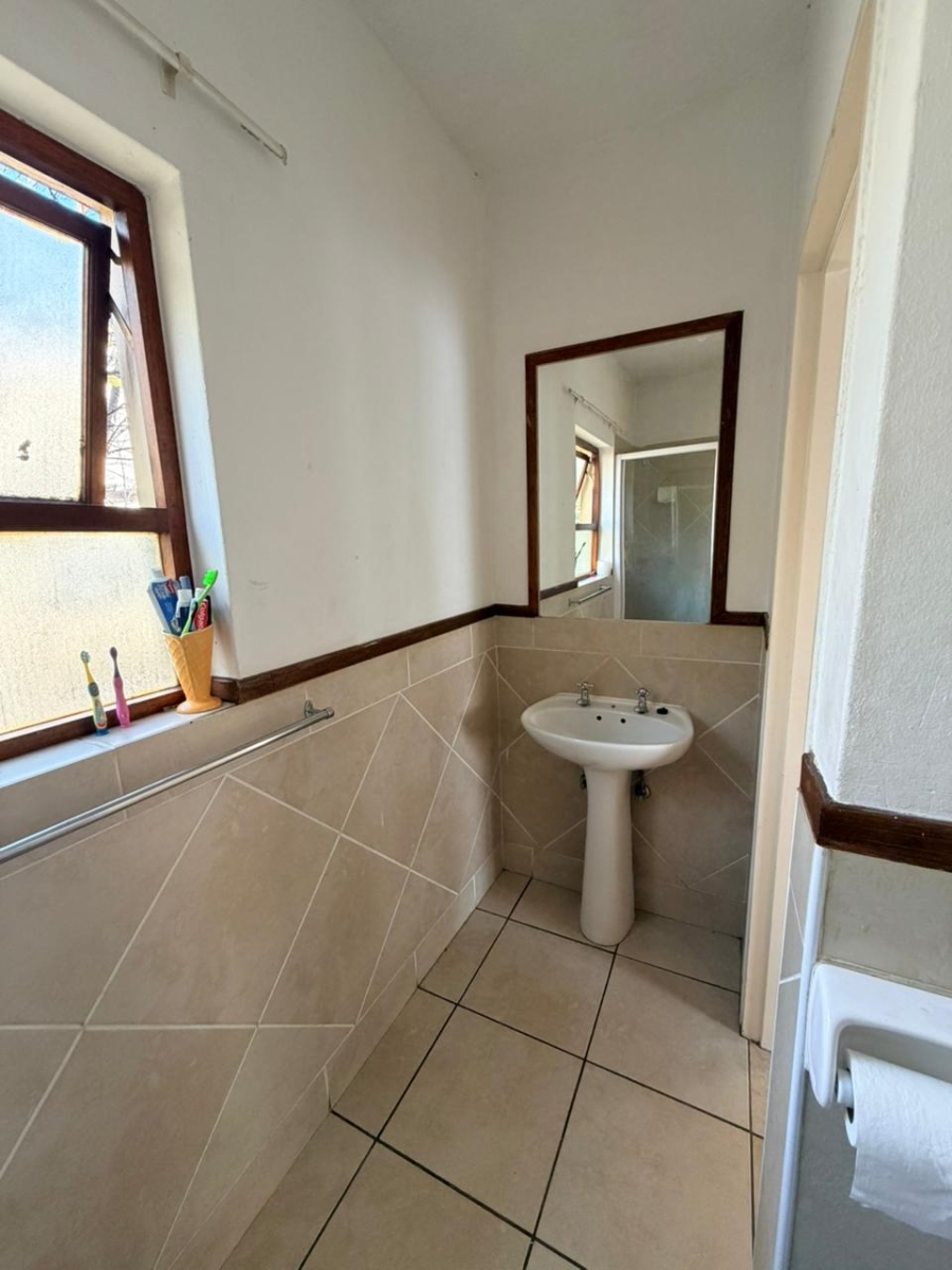 1 Bedroom Property for Sale in Lonehill Gauteng