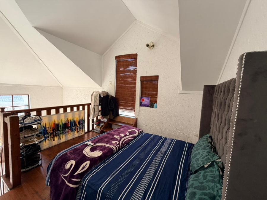 1 Bedroom Property for Sale in Lonehill Gauteng