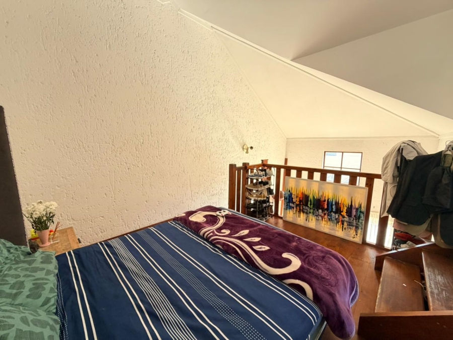 1 Bedroom Property for Sale in Lonehill Gauteng
