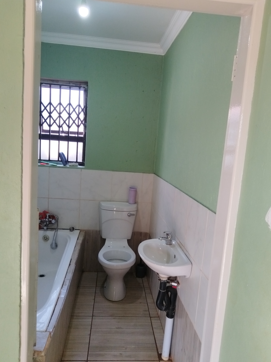 2 Bedroom Property for Sale in Soshanguve South Gauteng