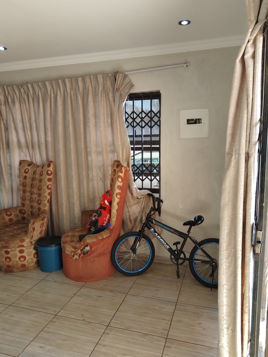 2 Bedroom Property for Sale in Soshanguve South Gauteng