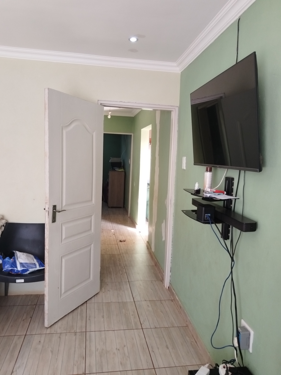 2 Bedroom Property for Sale in Soshanguve South Gauteng