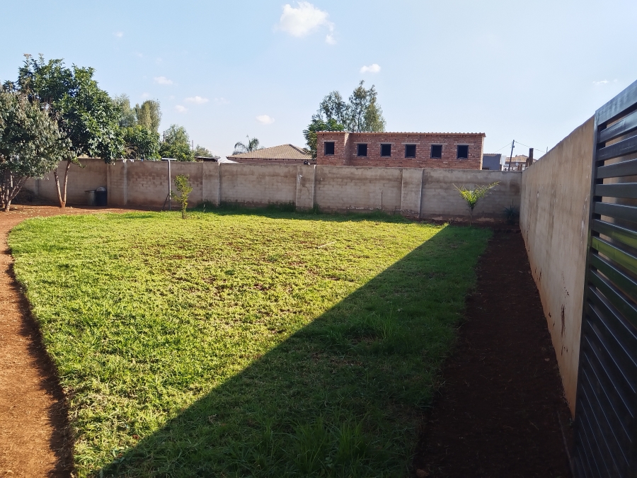 2 Bedroom Property for Sale in Soshanguve South Gauteng