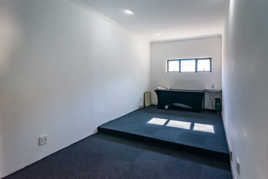 Commercial Property for Sale in Gresswold Gauteng