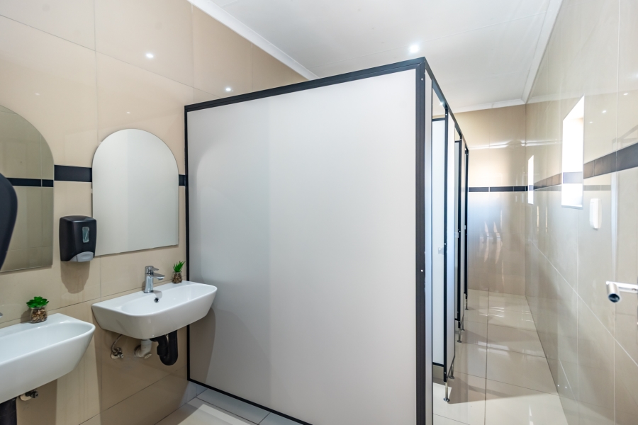 Commercial Property for Sale in Gresswold Gauteng