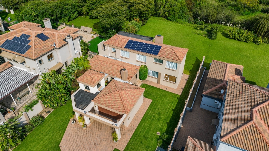 4 Bedroom Property for Sale in Blue Valley Golf Estate Gauteng