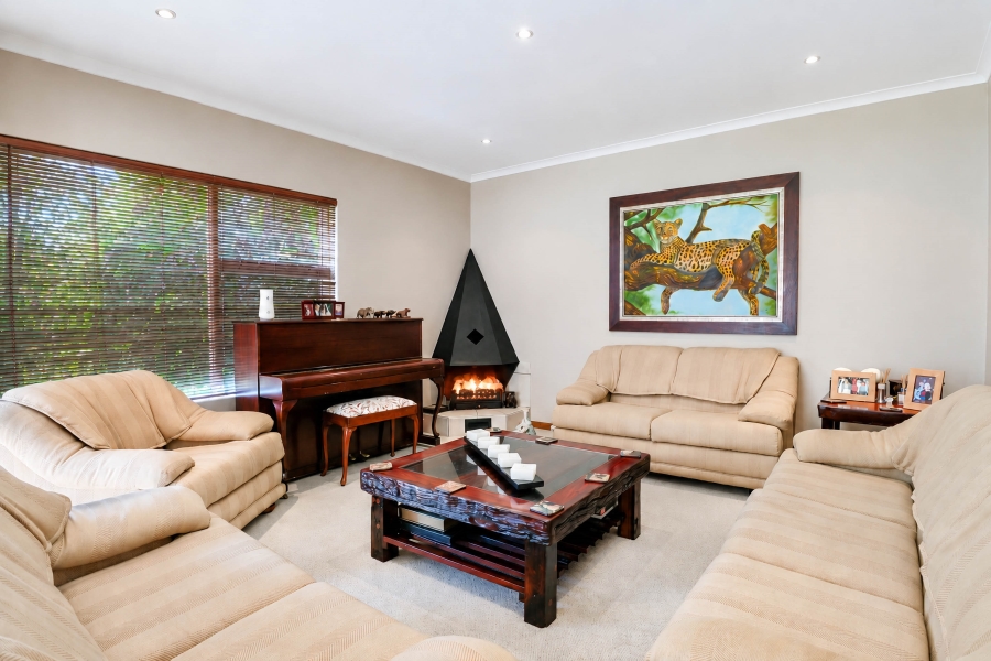 4 Bedroom Property for Sale in Blue Valley Golf Estate Gauteng