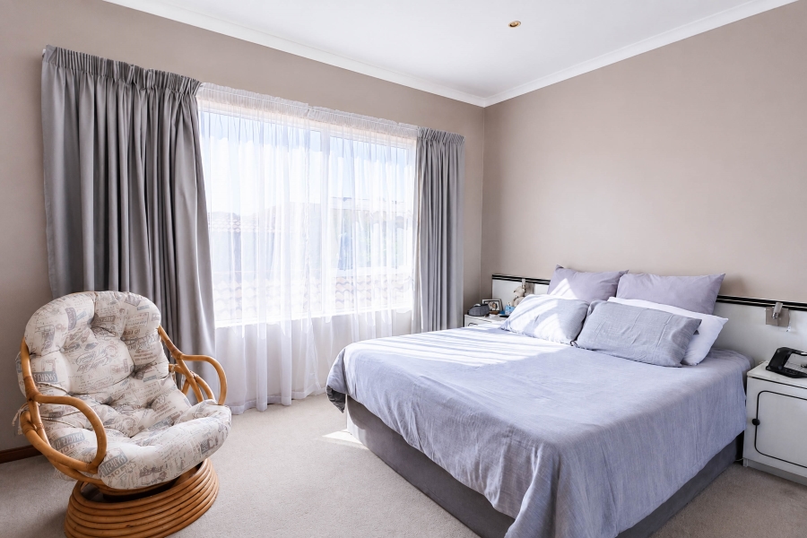 4 Bedroom Property for Sale in Blue Valley Golf Estate Gauteng