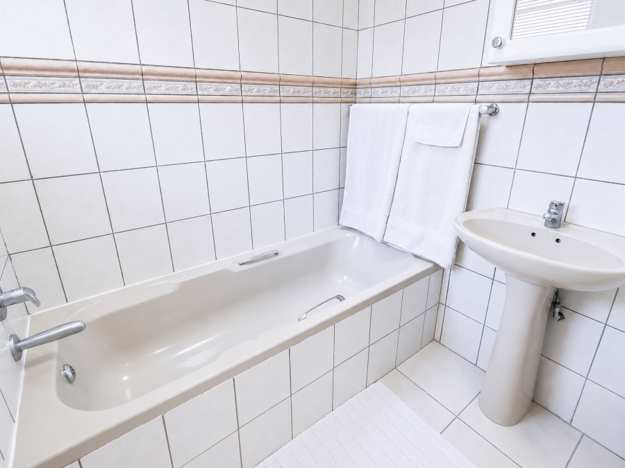 4 Bedroom Property for Sale in Blue Valley Golf Estate Gauteng