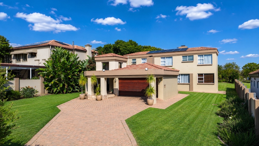 4 Bedroom Property for Sale in Blue Valley Golf Estate Gauteng
