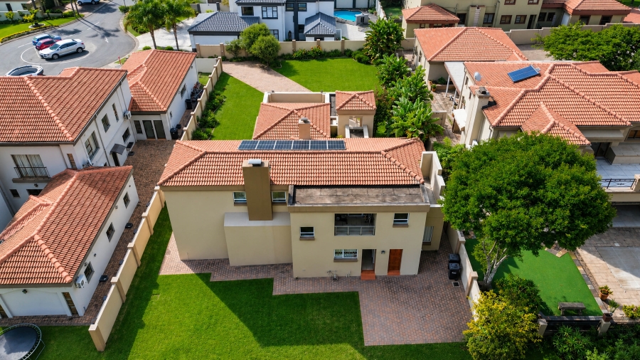 4 Bedroom Property for Sale in Blue Valley Golf Estate Gauteng