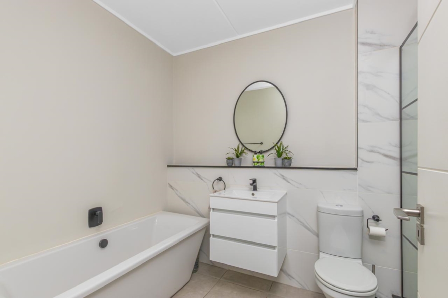 3 Bedroom Property for Sale in Waterfall Gauteng