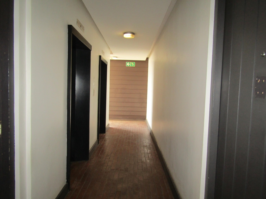 To Let 2 Bedroom Property for Rent in Newtown Gauteng