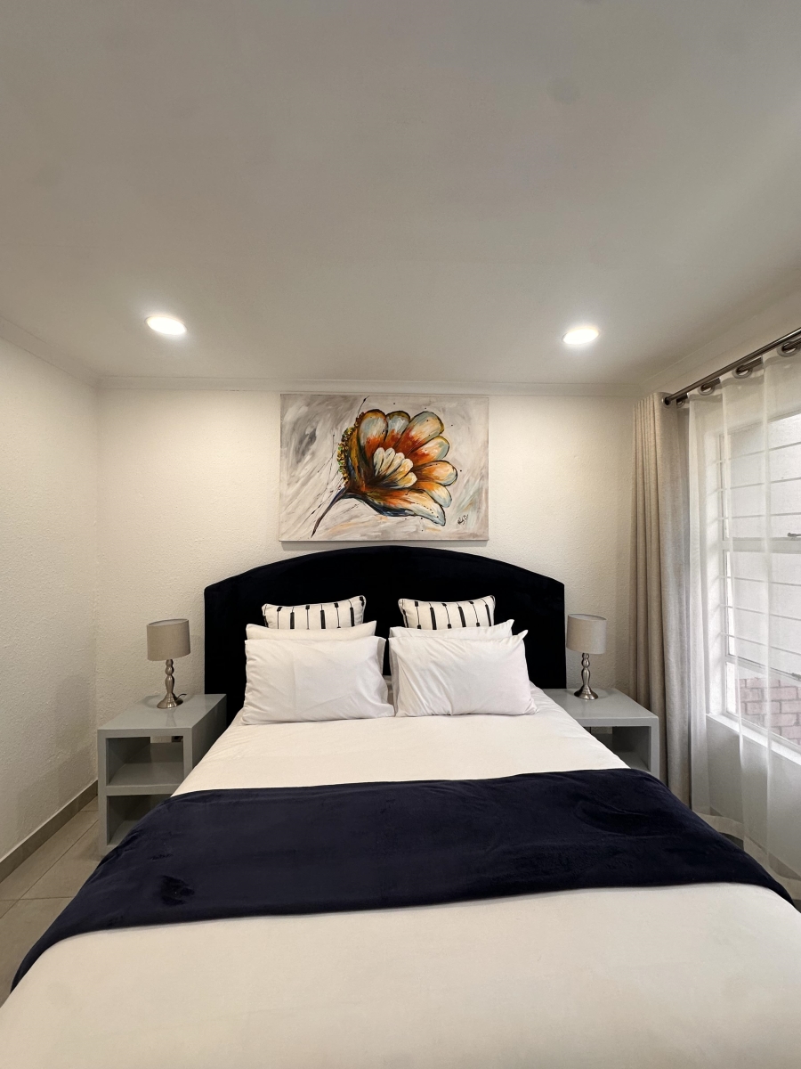 To Let 2 Bedroom Property for Rent in Magaliessig Gauteng