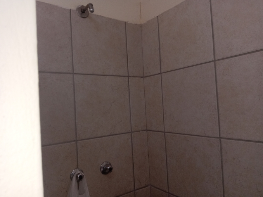 3 Bedroom Property for Sale in Likole Gauteng