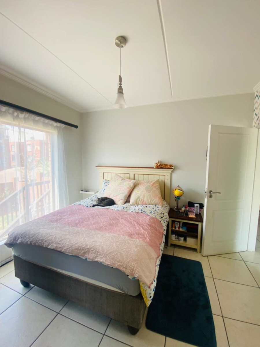 2 Bedroom Property for Sale in Greenstone Hill Gauteng
