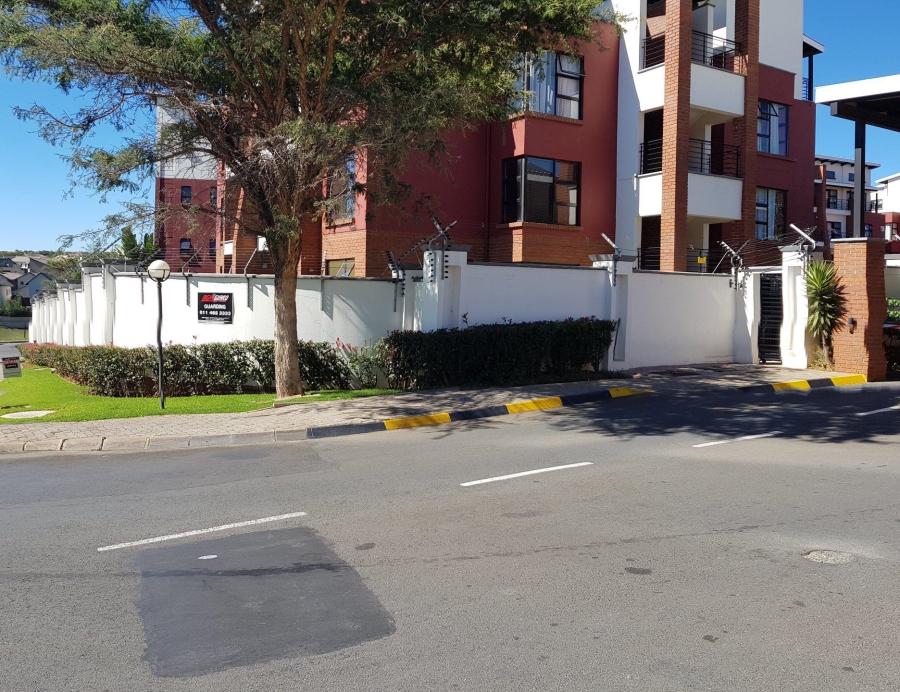 2 Bedroom Property for Sale in Greenstone Hill Gauteng