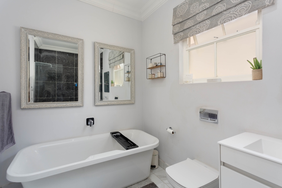 To Let 3 Bedroom Property for Rent in Bryanston Gauteng