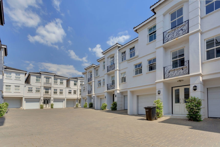 To Let 3 Bedroom Property for Rent in Bryanston Gauteng