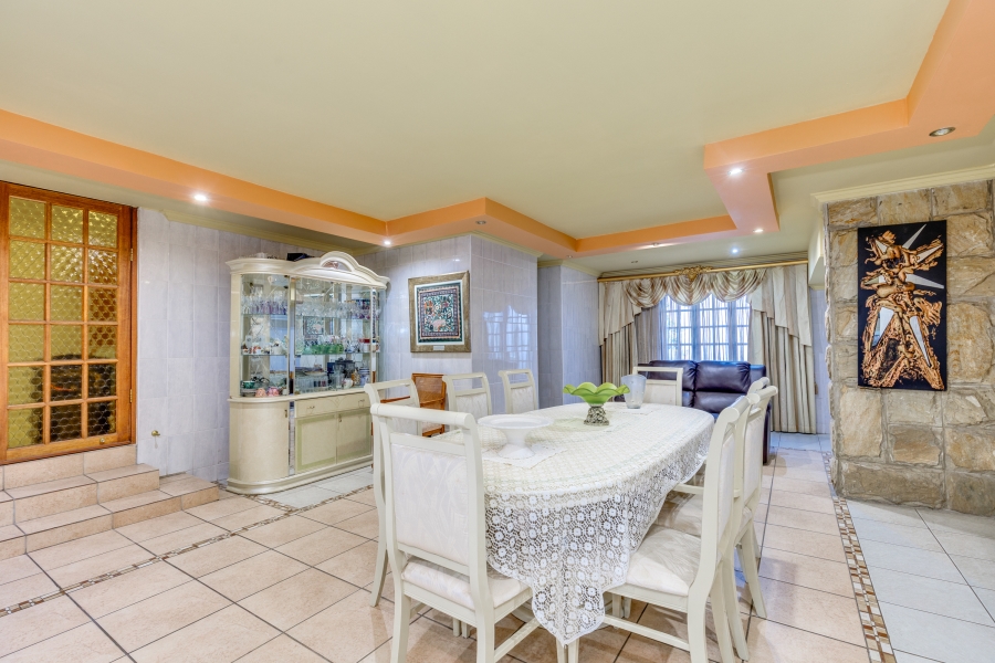 5 Bedroom Property for Sale in Fourways Gauteng