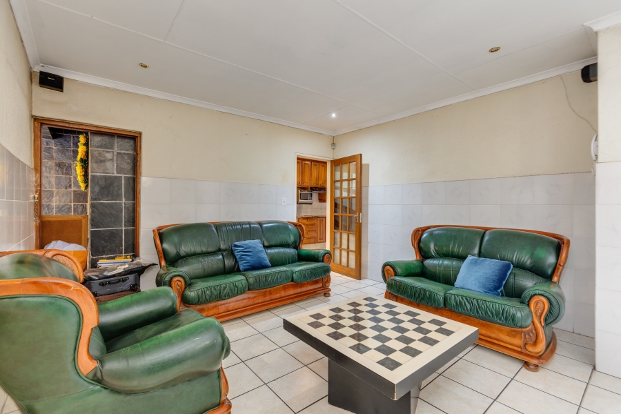 5 Bedroom Property for Sale in Fourways Gauteng