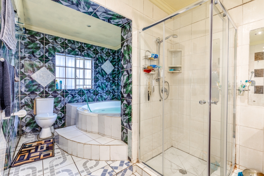 5 Bedroom Property for Sale in Fourways Gauteng