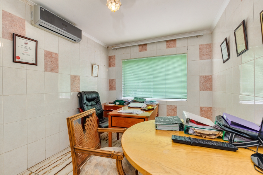 5 Bedroom Property for Sale in Fourways Gauteng