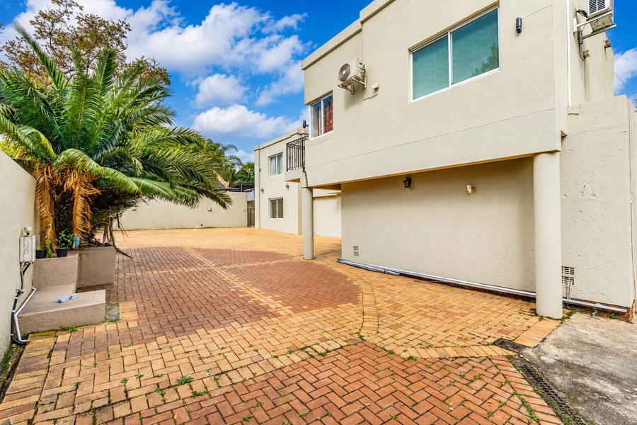 5 Bedroom Property for Sale in Fourways Gauteng