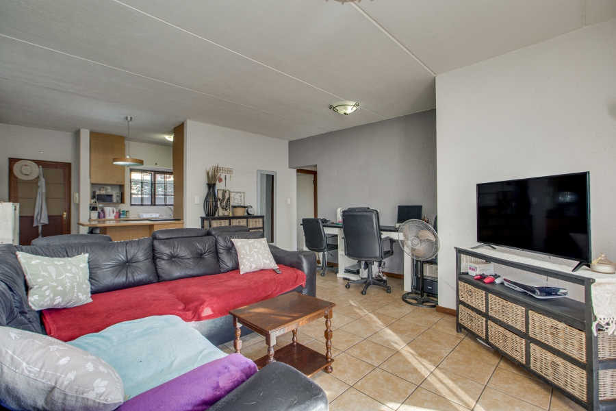 2 Bedroom Property for Sale in Paulshof Gauteng