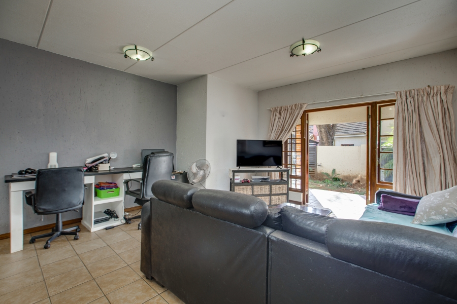 2 Bedroom Property for Sale in Paulshof Gauteng