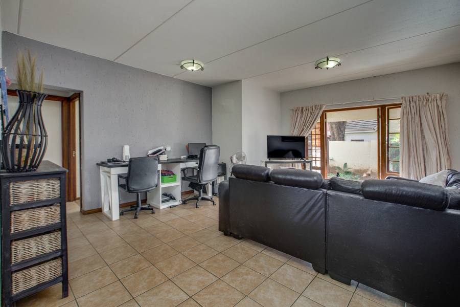 2 Bedroom Property for Sale in Paulshof Gauteng