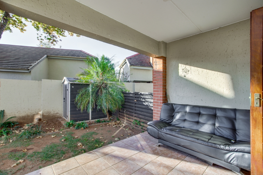 2 Bedroom Property for Sale in Paulshof Gauteng