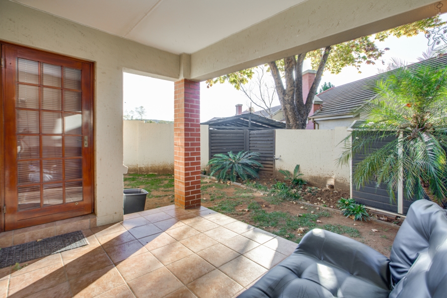 2 Bedroom Property for Sale in Paulshof Gauteng