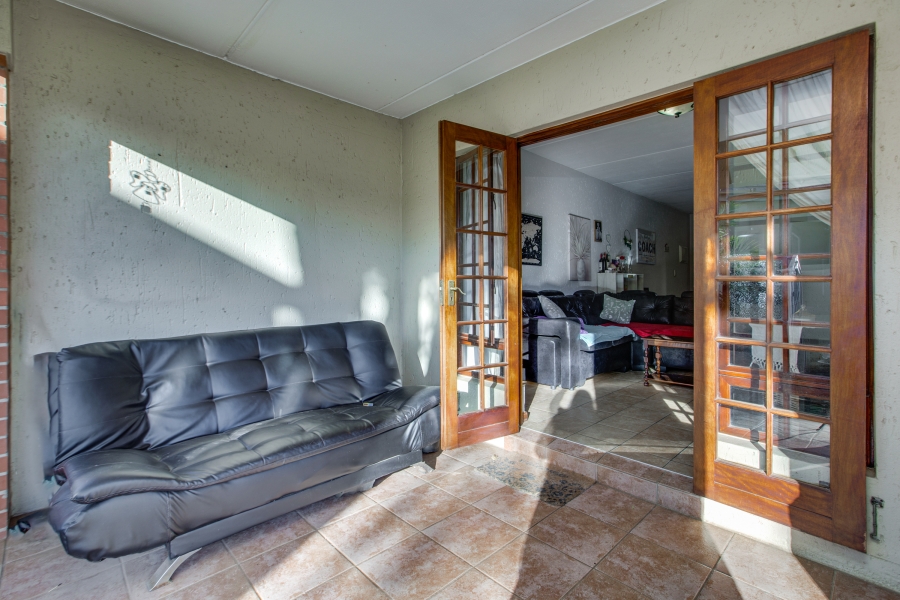 2 Bedroom Property for Sale in Paulshof Gauteng