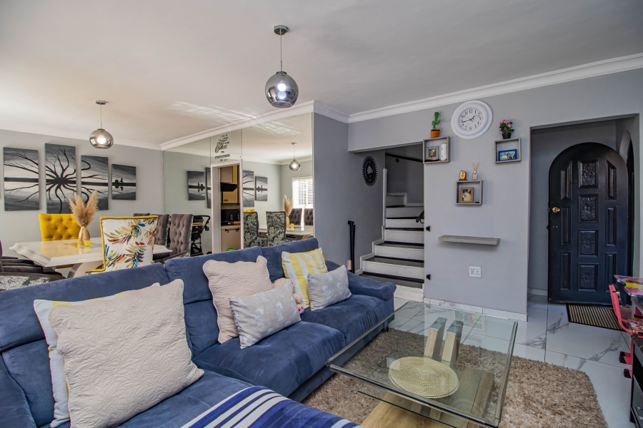 To Let 3 Bedroom Property for Rent in Edleen Gauteng
