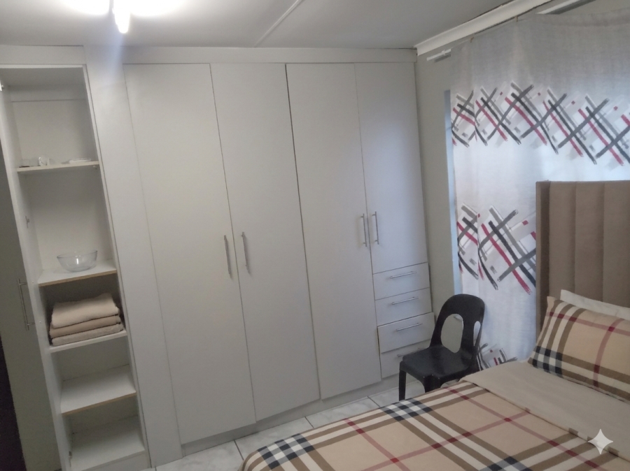 2 Bedroom Property for Sale in Kaalfontein Gauteng