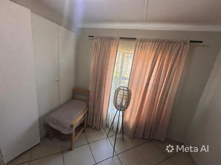 To Let 3 Bedroom Property for Rent in Rangeview Gauteng