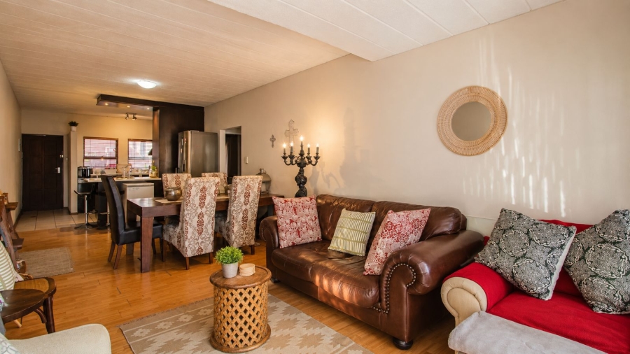 2 Bedroom Property for Sale in Sunninghill Gauteng