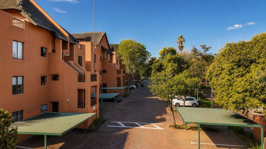 2 Bedroom Property for Sale in Sunninghill Gauteng
