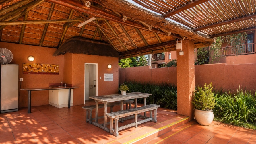 2 Bedroom Property for Sale in Sunninghill Gauteng