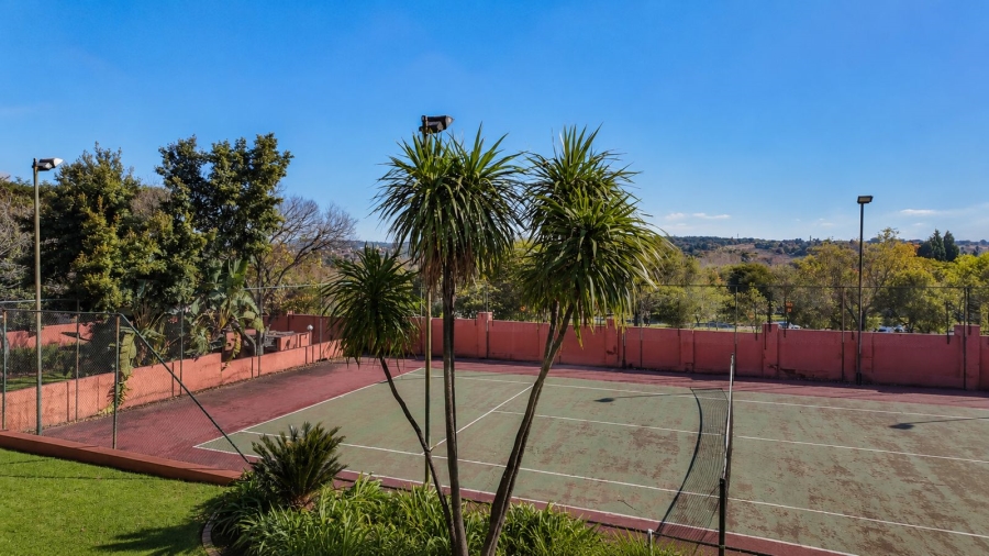 2 Bedroom Property for Sale in Sunninghill Gauteng