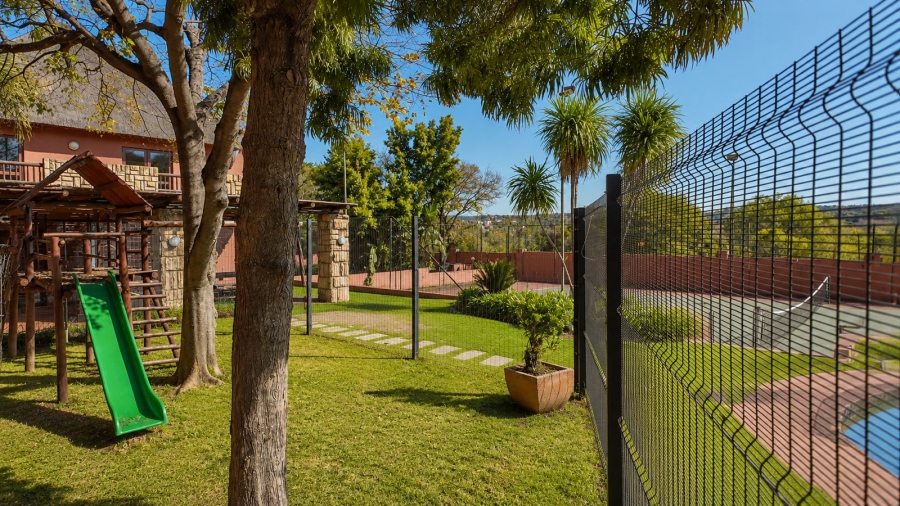 2 Bedroom Property for Sale in Sunninghill Gauteng