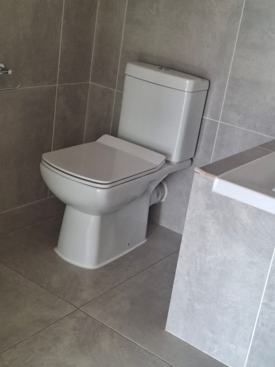 1 Bedroom Property for Sale in Greenstone Hill Gauteng