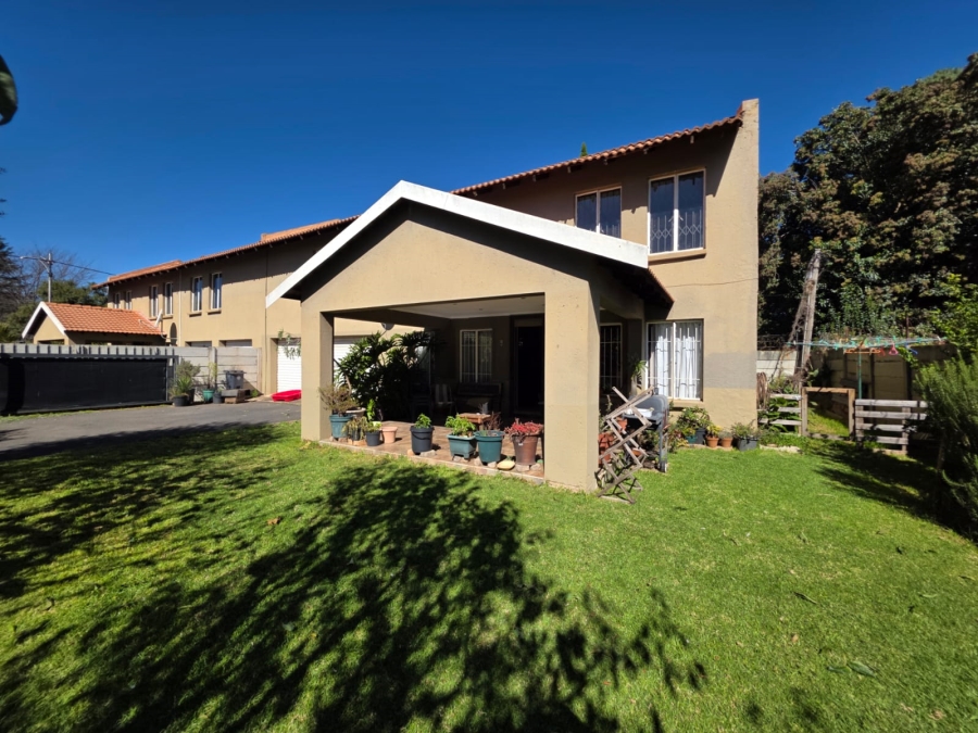 3 Bedroom Property for Sale in Daggafontein Gauteng