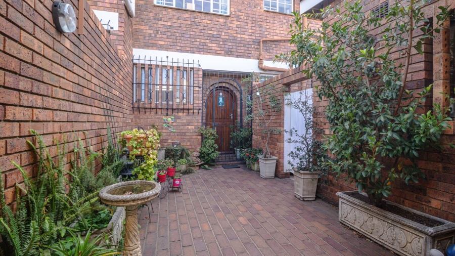 3 Bedroom Property for Sale in Lambton Gauteng