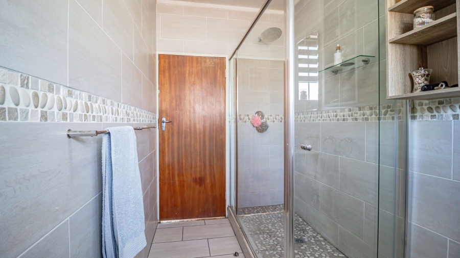 3 Bedroom Property for Sale in Lambton Gauteng