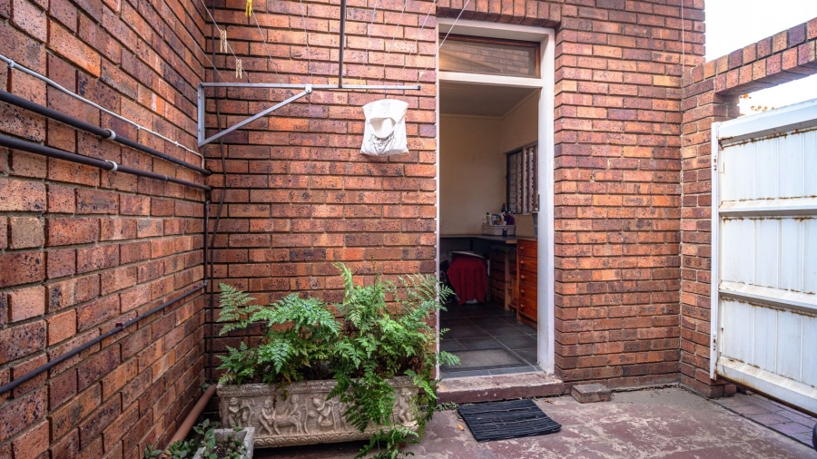3 Bedroom Property for Sale in Lambton Gauteng