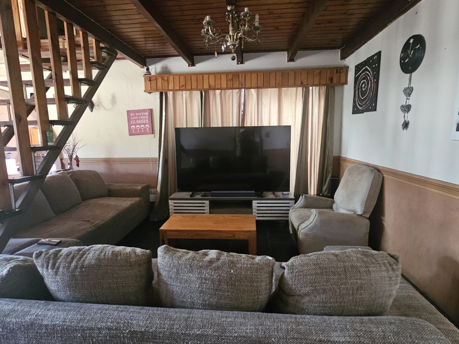4 Bedroom Property for Sale in Brackenhurst Gauteng