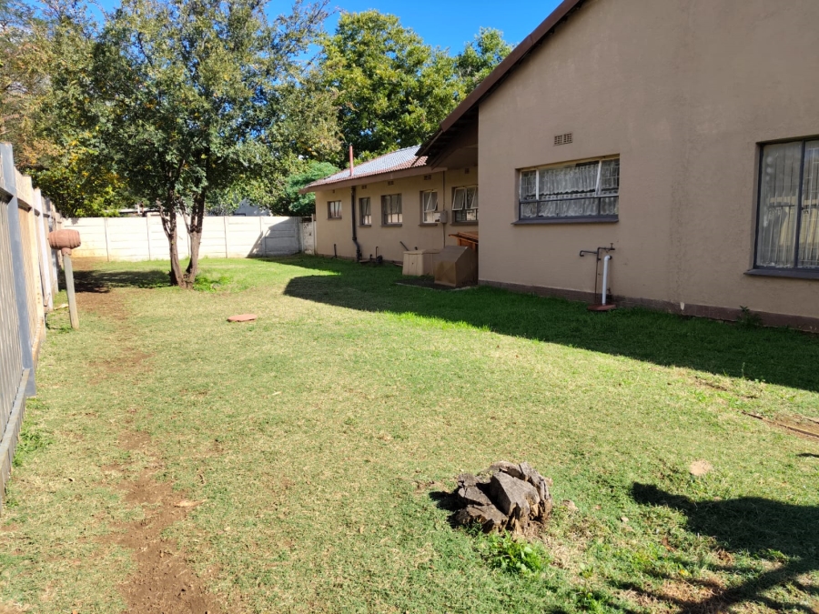 4 Bedroom Property for Sale in Brackenhurst Gauteng
