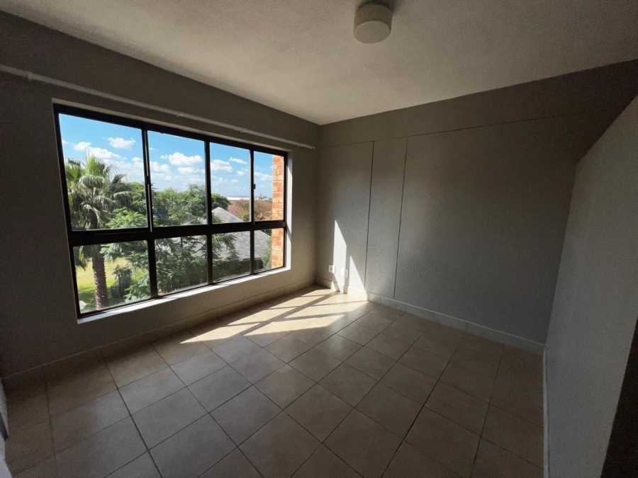 1 Bedroom Property for Sale in Hillcrest Gauteng